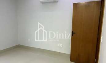 Imagem 6: Casa para venda tem 270 metros quadrados com 3 quartos em Santo André - Anápolis - GO