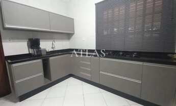 Imagem: Casa plana à Venda, Paraíso, Resende