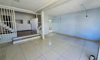 Imagem: Casa à venda com 2 quartos em Vila Rosália