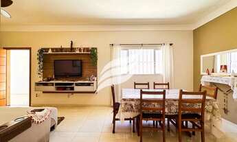 Imagem 4: Casa com 03 quartos e suíte próxima à rua Bolívia em Araçatuba