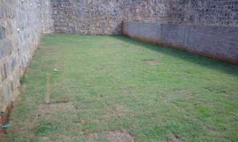 Imagem 3: Casa nova com sobra de terreno!!!