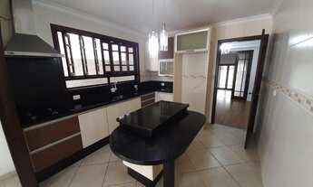 Imagem 7: Casa para Venda em Joinville, Iririú, 3 dormitórios, 1 suíte, 2 banheiros, 2 vagas