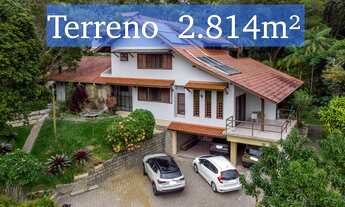 Imagem: Casa com 277m privativo, 4 quartos, lavabo