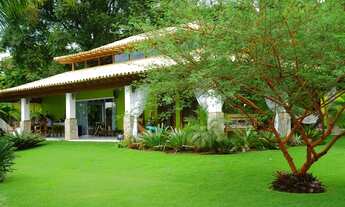 Imagem 3: Mansão de luxo de frente para praia para venda dentro de condomínio em Angra dos Reis