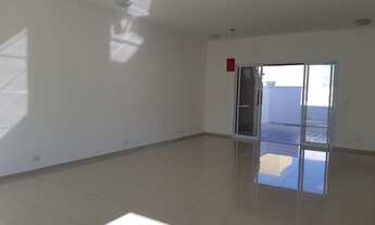 Imagem 6: Sobrado em condomínio Fechado com 163m², 3 quartos, suíte, 2 vagas conforto e segurança