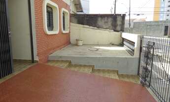 Imagem 2: Casa no Jardim Elite, com terreno medindo 260 m² e construção com 200