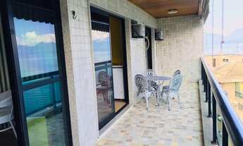 Imagem 2: Apartamento todo decorado de 4° andar com 2 dormitórios no condomínio Porto Real Resort