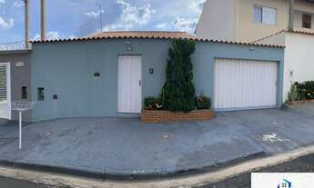 Imagem: Casa a venda 2 Dorm. 1 Suíte. Com ótima