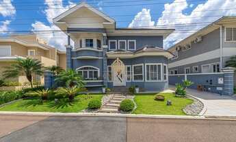 Imagem 2: Linda Casa com 3 Suítes em Condomínio Fechado no Umbará