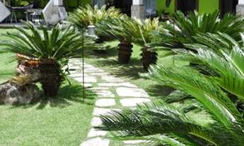 Imagem 4: Mansão de luxo de frente para praia para venda dentro de condomínio em Angra dos Reis