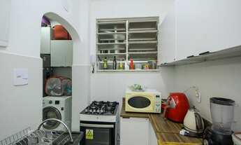 Imagem 7: Apartamento para venda com 45 metros quadrados com 2 quartos em Copacabana - Rio de Janeir