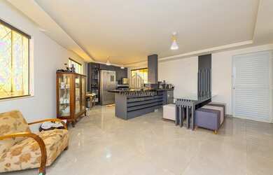 Imagem 3: Tríplex de Esquina, com quintal no Jardim das Américas