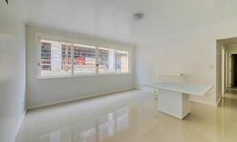 Imagem 4: Porto Alegre - Apartamento Padrão - Petrópolis