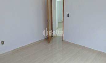 Imagem 6: Casa para aluguel, 3 quartos, 2 suítes, 1 vaga, Jardim Canaã - Uberlândia/MG