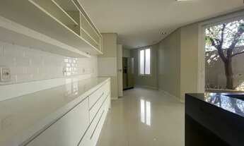 Imagem 7: Maravilhoso sobrado no Alphaville Goiás