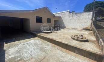 Imagem 4: CASA Á VENDA NO AFONSO CAMARGO EM APUCARANA