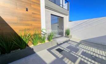 Imagem 2: Sobrado com 3 dormitórios em Camboriú