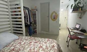 Imagem 2: Vendo JK, de frente para Salgado Filho, próximo à Santa casa e Ufrgs