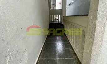 Imagem 2: CASA COM 2 DORMITORIOS