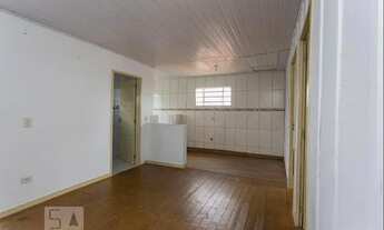 Imagem 2: Casa para Aluguel - Bairro Alto, 2 Quartos, 60 m2