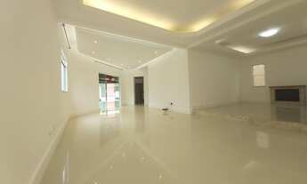 Imagem 3: Casa para venda possui 282 metros quadrados com 4 quartos em Portal da Torre - Juiz de For