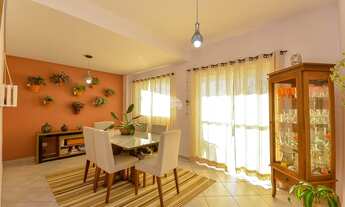 Imagem 4: Casa para venda tem 292 metros quadrados com 3 quartos em Bairro Alto - Curitiba - PR