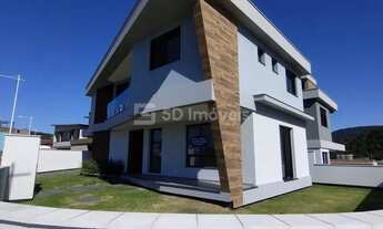 Imagem: Casa 3 Dormitórios - Rio Tavares - Florianópolis