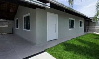 Imagem: Casa no centro de Balneário Piçarras!