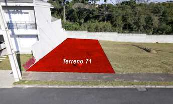 Imagem: Terreno em condomínio fechado, com 271m²