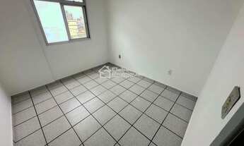 Imagem 7: Apartamento à venda - 2 quartos (1 suíte) com sacada e garagem!