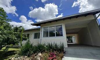 Imagem 2: CASA no SAGUAÇÚ com 3 quartos para LOCAÇÃO, 130 m²