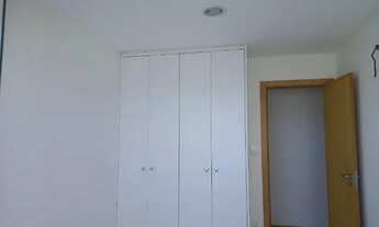 Imagem 9: Dois quartos + gabinete, três banheiros , duas garagens, próximo ao Shopping Itaigara