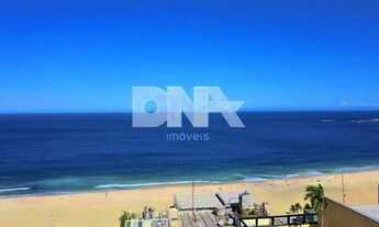 Imagem: COBERTURA COM VISTA EXUBERANTE PARA O MAR