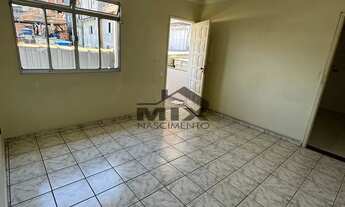 Imagem: Sobrado com 2 casas para renda, arejada