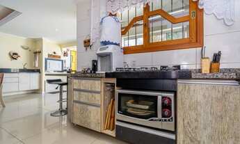 Imagem 5: Excelente casa com 158,9m2 de área privativa, 3 dormitórios, 1 suíte, e 2 vagas