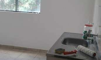 Imagem 2: ALUGO KITNETE 700 R$ NO PRIMEIRO ANDAR COM GARAGEM EM ARNIQUEIRAS ÁGUA CLARAS