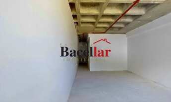 Imagem 3: Blue Office - Colado no metrô