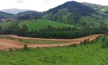 Imagem 3: Um ótimo imóvel para venda tem 1000 metros quadrados em Centro - Piracaia - SP