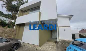 Imagem: CASA TÉRREA - CENTRO - SC