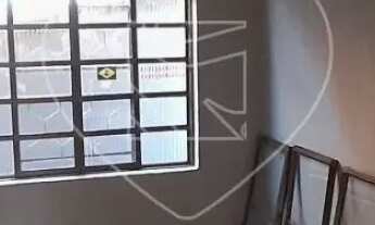 Imagem 6: Casa para alugar com 2 dormitórios na região central em Londrina