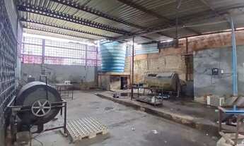 Imagem 3: ÓTIMA OPORTUNIDADE P/ INVESTIDORES! Galpão 765m² c/ excelente localização na Av. João Pess