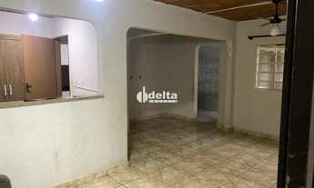 Imagem 2: Casa residencial disponível para venda no bairro Santa Luzia em Uberlândia - MG