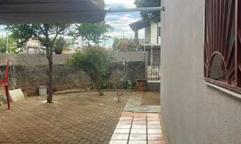 Imagem 5: São Vicente esq.Tibagi,área comercial nos dois lados,ótima localização,vila recrei