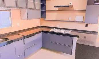 Imagem 2: Excelente Casa no Jardins da Serra