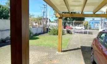 Imagem 4: Casa em Porto Alegre, no bairro Camaquã, com 2 dormitório(s), e 2 banheiros, à v