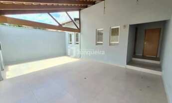 Imagem: Casa para aluguel, 2 quartos, 3 vagas, Santa