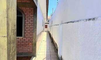 Imagem 5: Heráclito Rollemberg, vizinho a clínica São Lázaro e em frente a Janaína [140