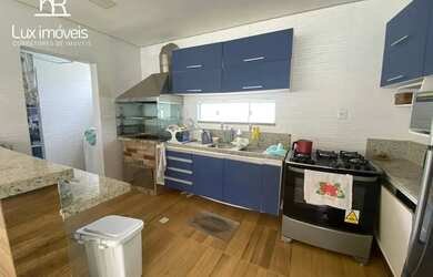 Imagem 5: Marina Rio Belo / Alugo ou Vendo / 05 quartos, sendo 4 suítes / área gourmet / quintal