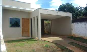 Imagem 2: Casa nova com sobra de terreno!!!