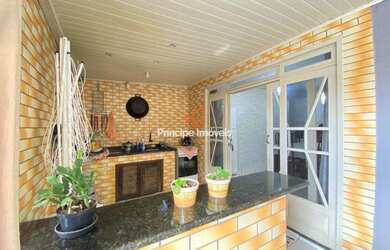 Imagem 4: Casa com 3 dormitórios no Jardim Iririú